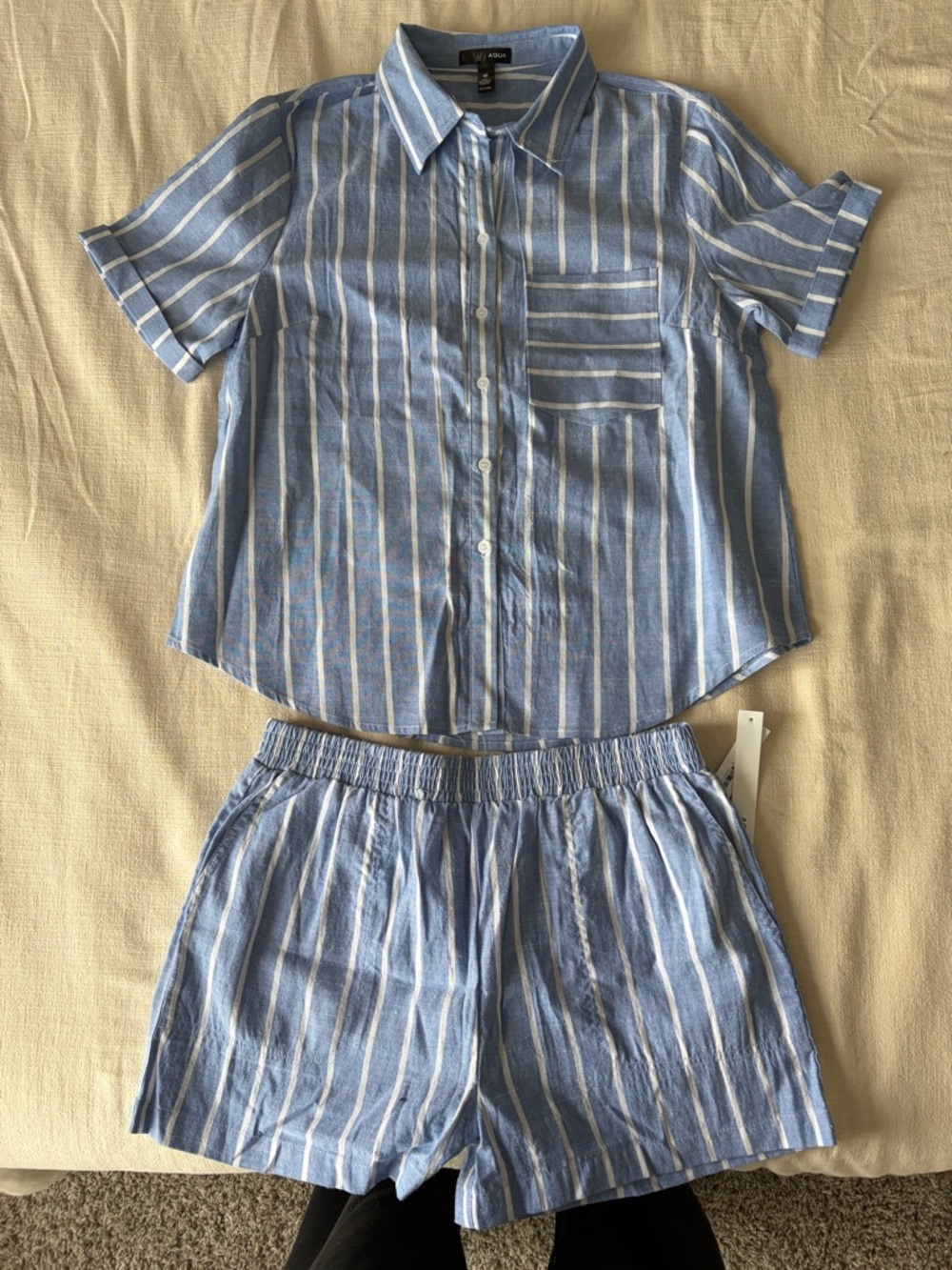 Aqua from Bloomingdale’s Blue Striped women’s  Set